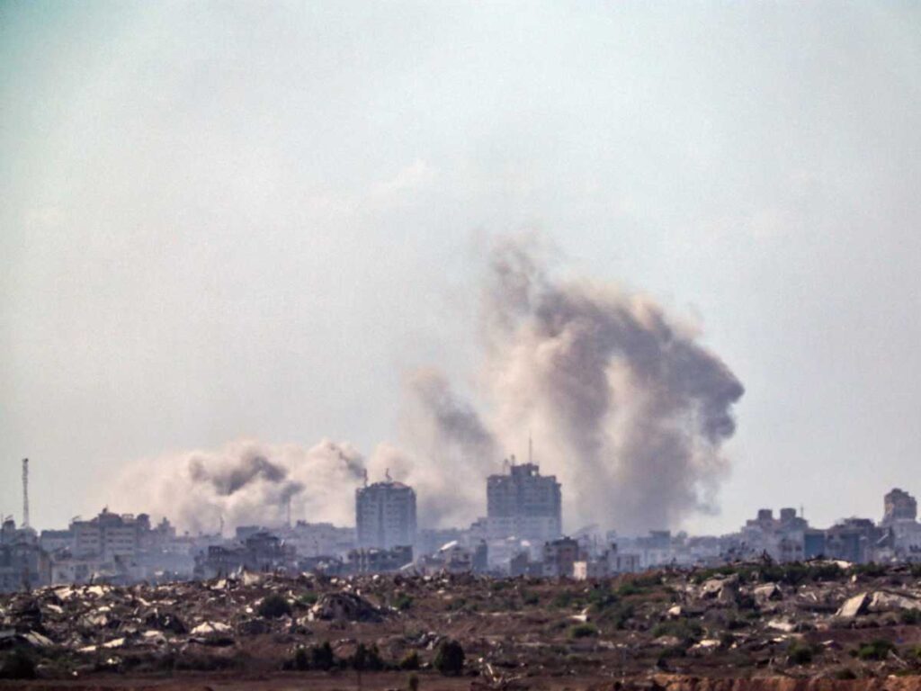 Bombardamenti a Gaza