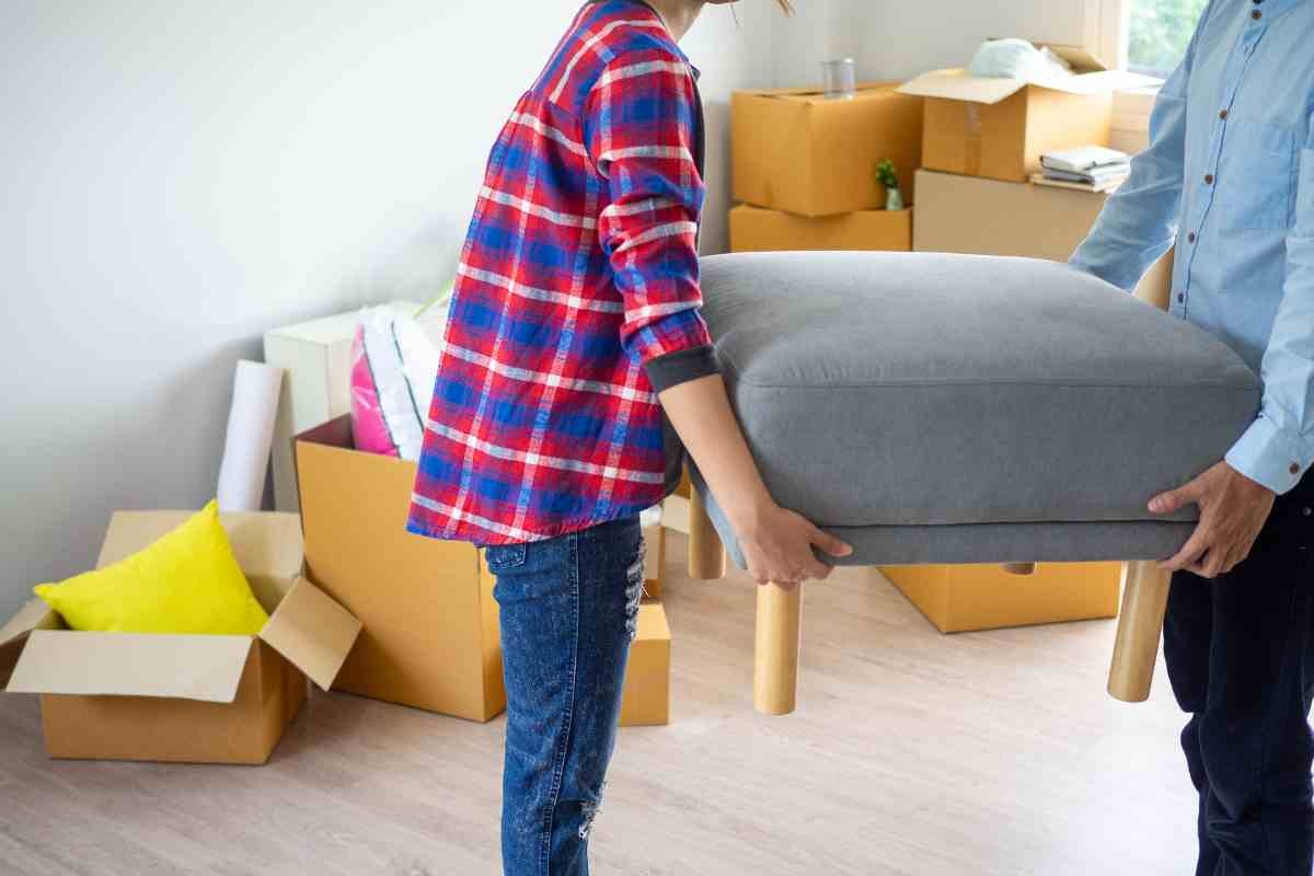 Coppia con pouf