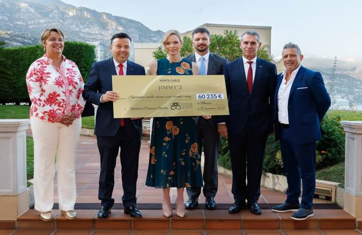 charlene di monaco assegno